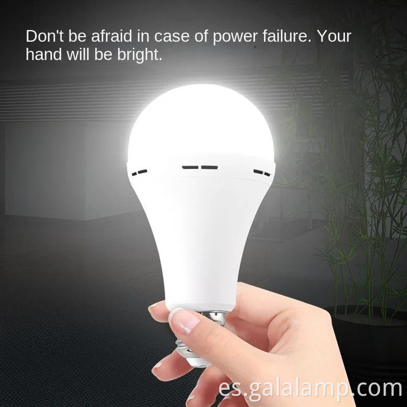 Luz de bombilla LED de emergencia recargable con batería incorporada